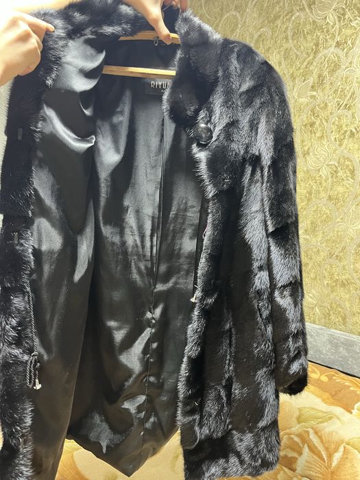 Продам норковую шубу.