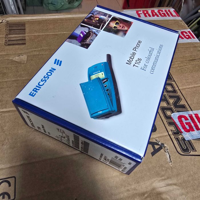 Ericsson T10 Nou in cutie, nefolosit.