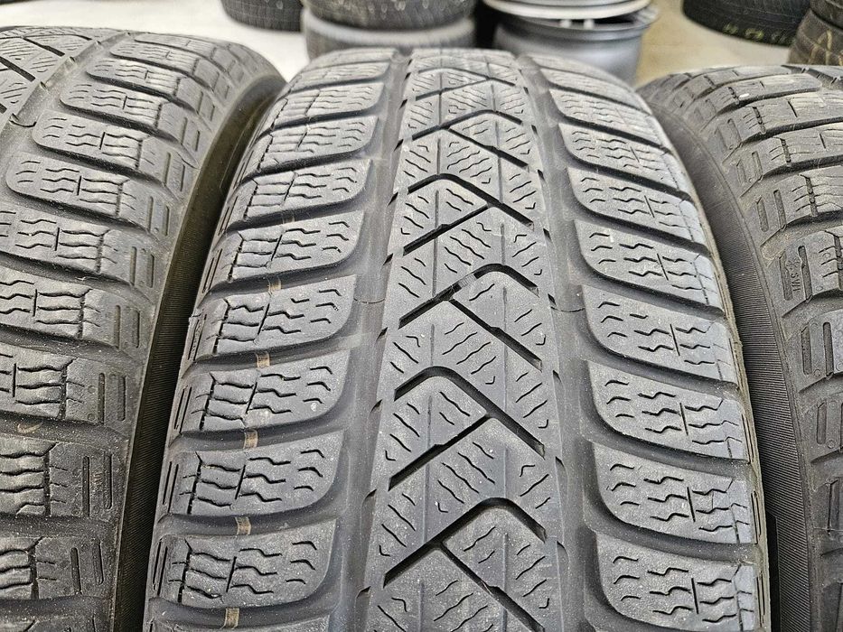 4 Anvelope IARNA 215.60.16 'Pirelli' [dot 2024] ; stare buna