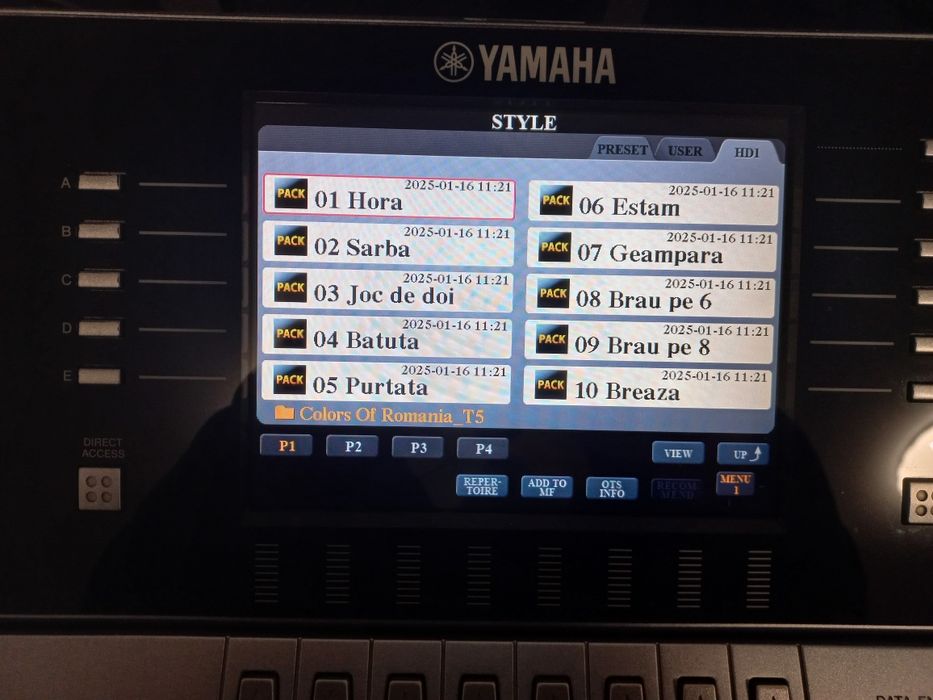 Vând Yamaha Tyros 5  61 clape