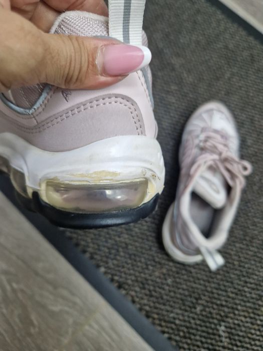 Adidasi nike air max