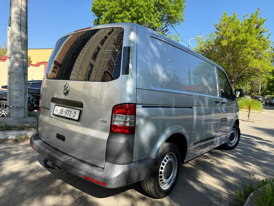 VW. Transporter mod 2014 Facelif Clima. Pilot.3 locuri +Marfa