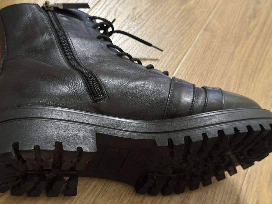 Ghete Anna Cori, marimea 37