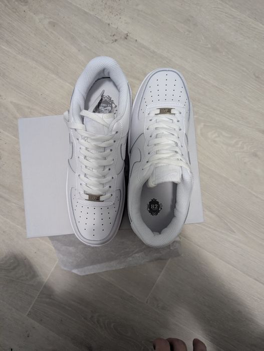 Продам кроссовки Nike Air Force