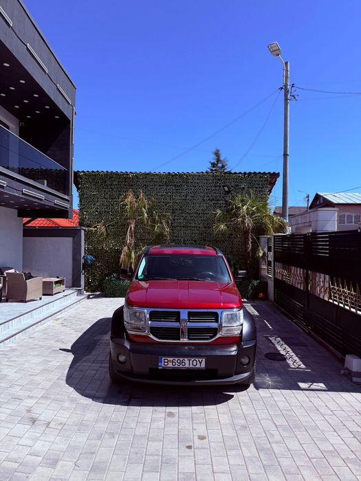 Dodge Nitro Unic proprietar FULL – Trapă – Încălzire – Automat – KM REALI – PREȚ M