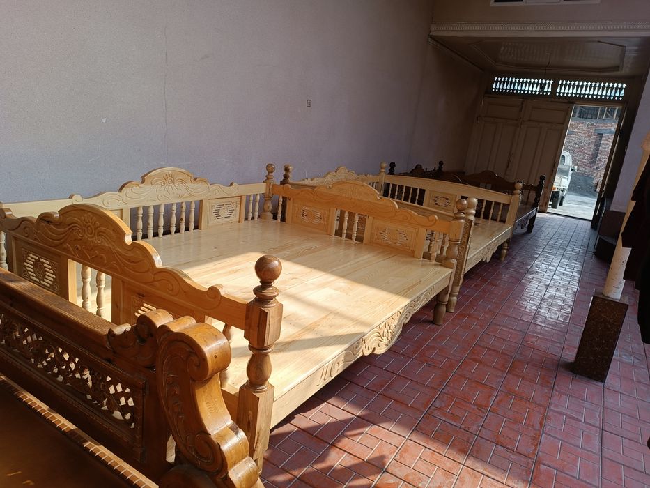 Krovat sifatli materialdan