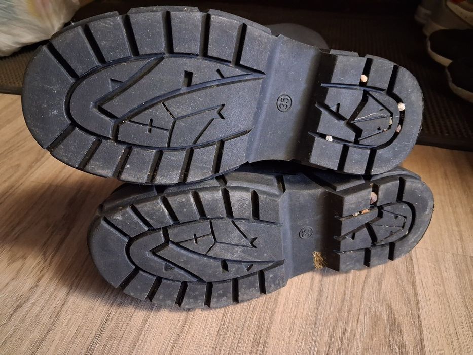 Зимние сапоги на девочку 35 размер Торг