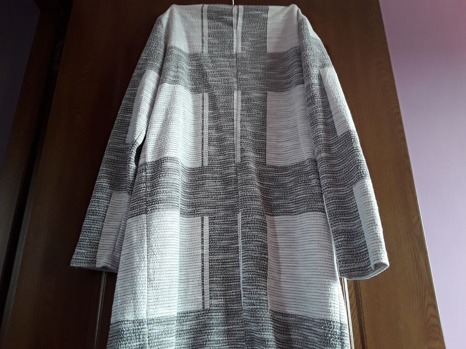 Vând Cardigan Elegant Damă Lung  Italia Mărimea L