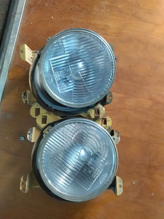 Здравствуйте! Продаю фары hella Германия . Фары оригинал.  W Т3