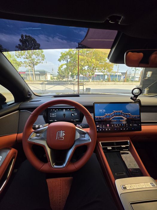BYD Tang L EV 2026 — 680 ot kuchi — 100 kWh