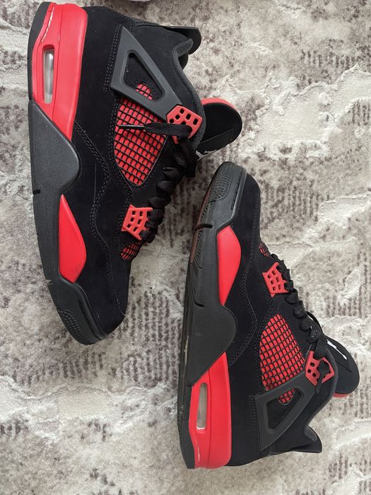 Jordan 4 Red Thunder