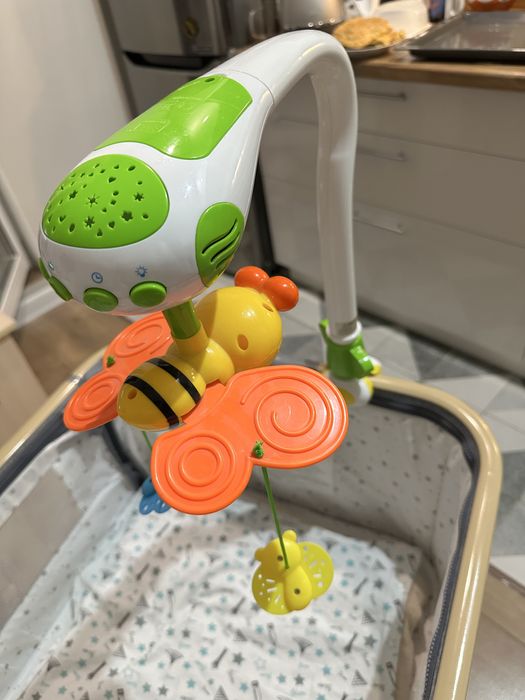 Музыкальный мобиль с проектором