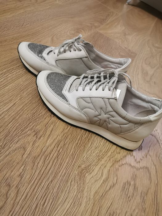 Сникърси Eva Minge