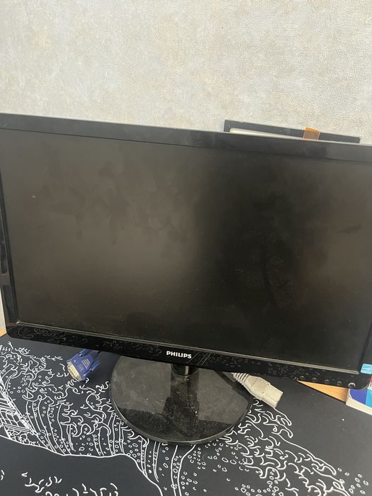 монитор philips 720p