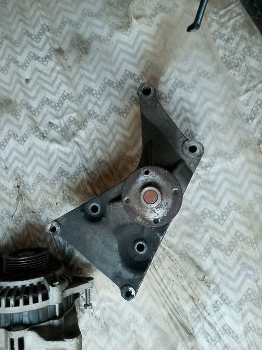 Навесное на 6 G72 с рабочего двигателя