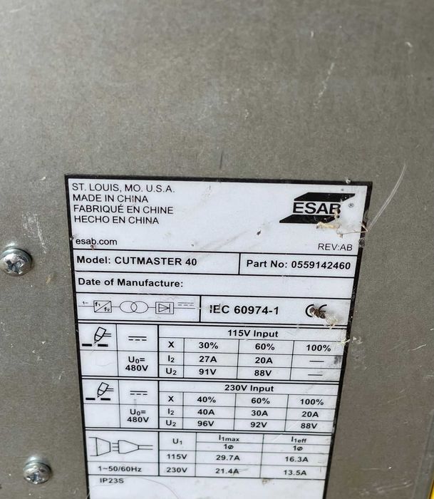 Aparat de Taiere cu Plasma CUTMASTER 40 240V ESAB -A-