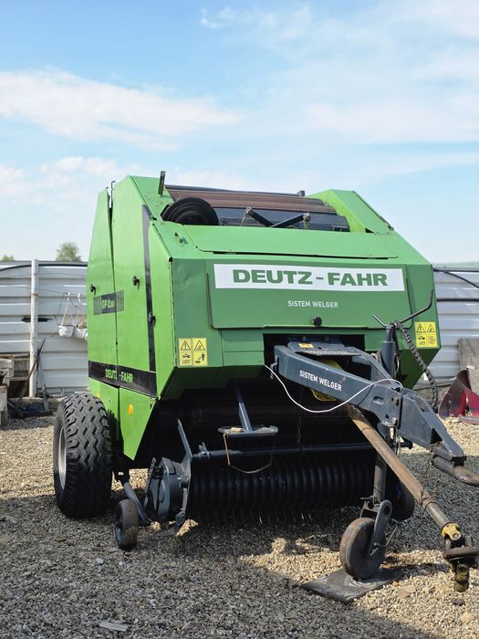 Presa de balotat balotiera rotunda deutz fahr gp 2.50