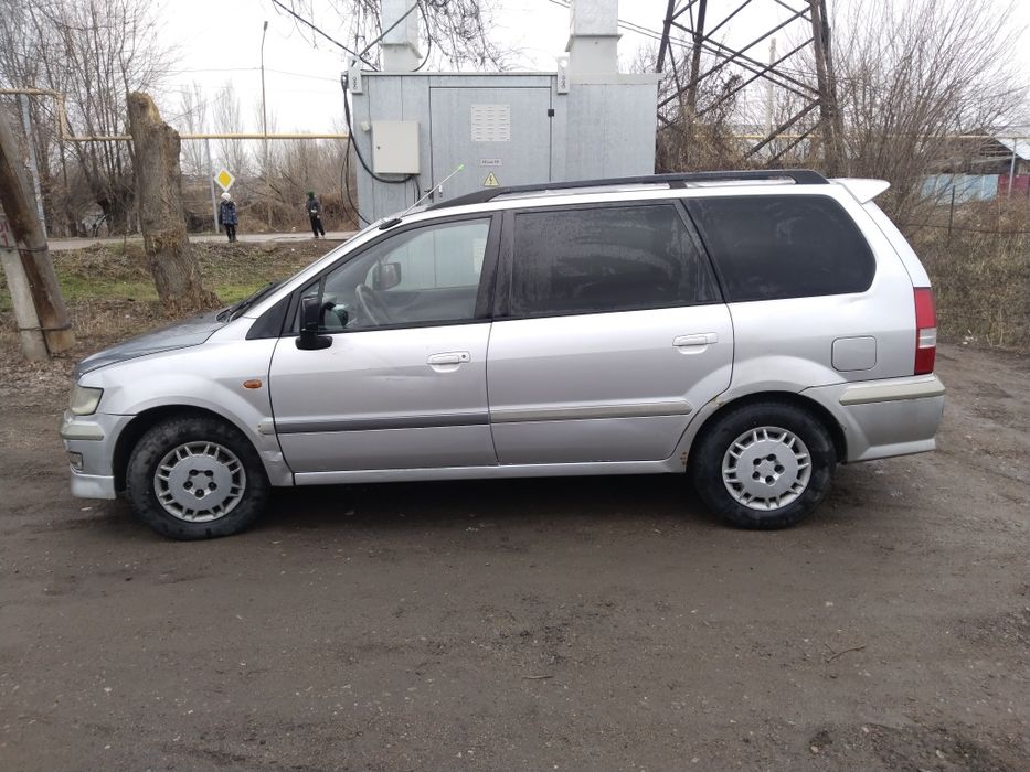 Продам Митсубиси Спейс Вагон