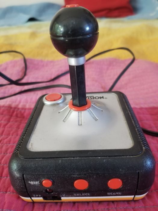 consolă de jocuri retro