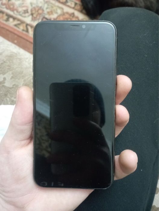 Продам Айфон 11 pro