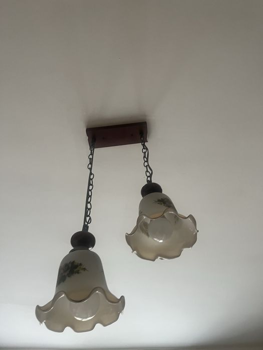 Продам люстру 900 тг