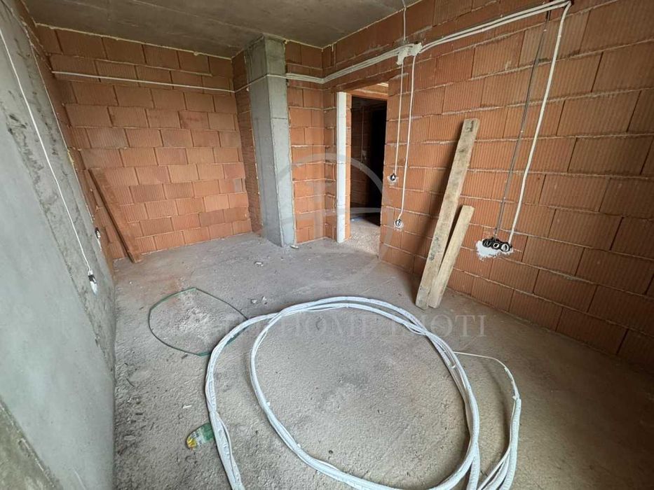 Продава се Двустаен апартамент в Пловдив, Кючук Париж - 61 кв.м за 1205 €/кв.м - Снимка #4