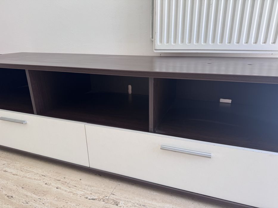 Comoda TV de vanzare