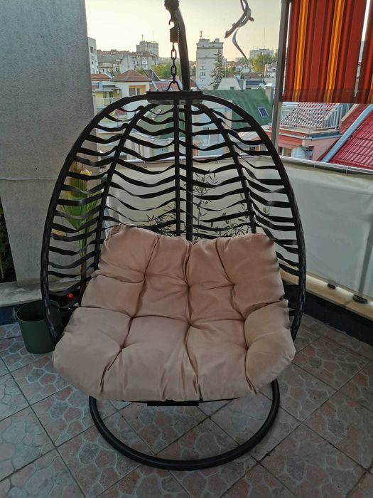 Градинска люлка тип яйце с текстилова оплетка