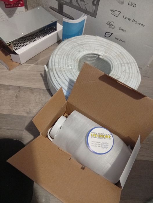 Комплект за видеонаблюдение