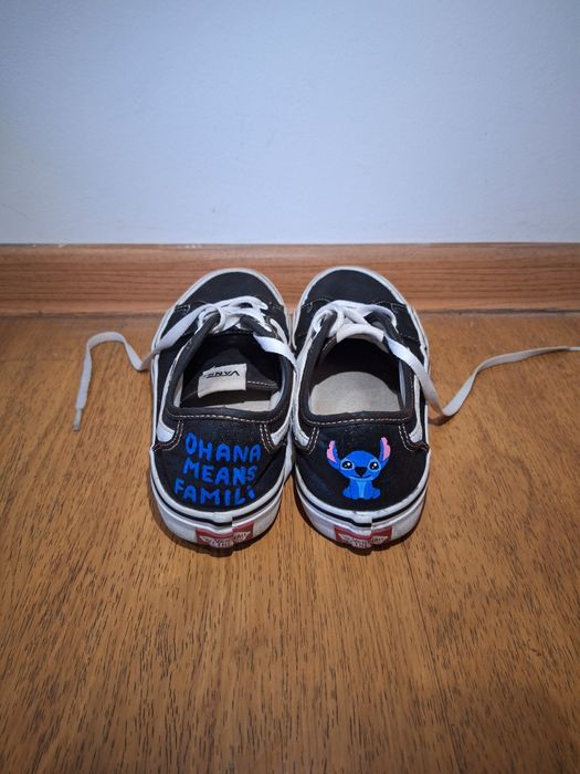 Vans personalizați cu Stitch – mărimea 38
