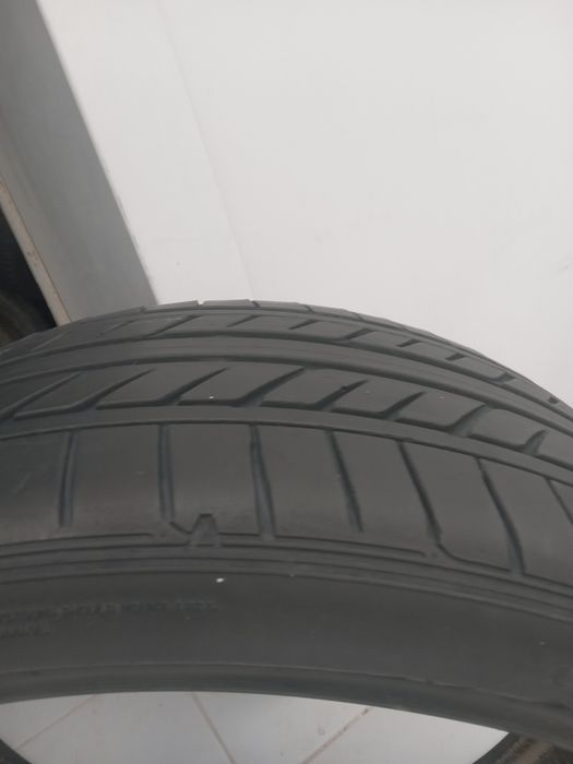 Продам резину 225/35 R20