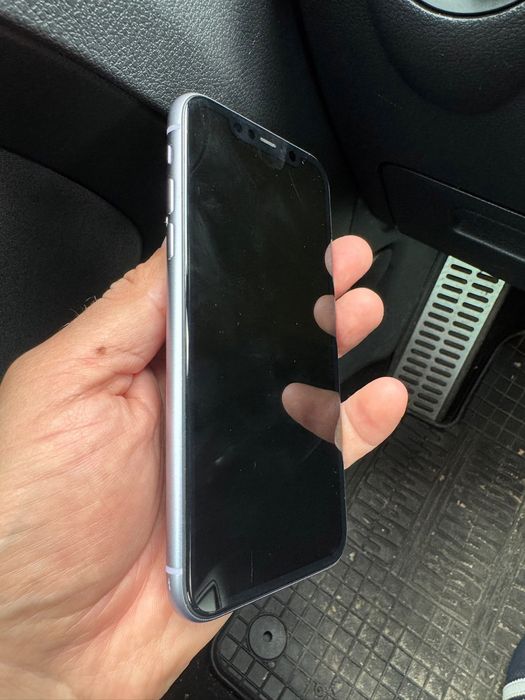 Iphone 11 64gb baterie 88%