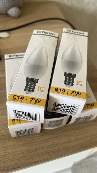 Продам лампочки срочно