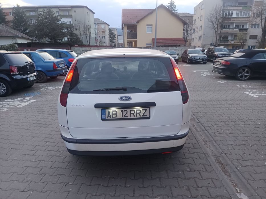 Vând ford focus MK2