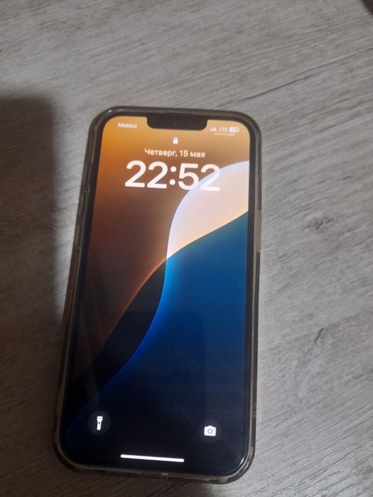 Iphone 13 ideal holatda