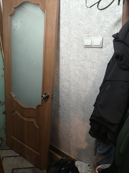 Дверь межкомнатная 80 на 200мм