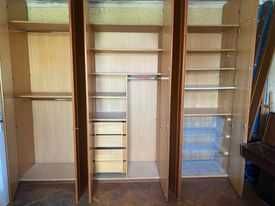 Немски гардероб от дърво