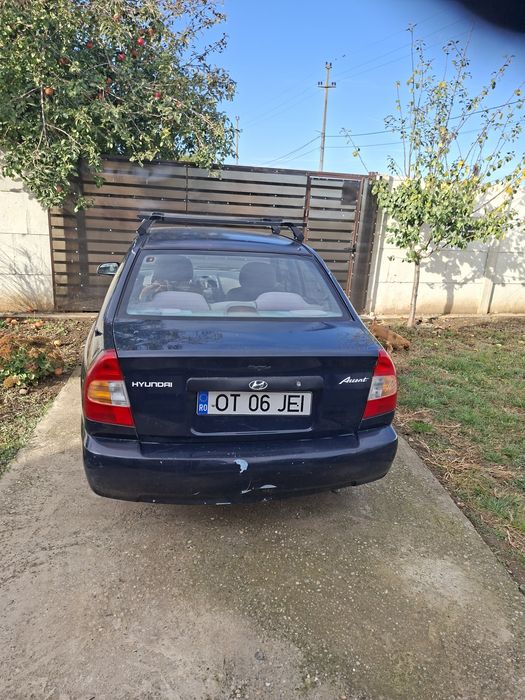 HYUNDAI Accent 2001 — imagine 2