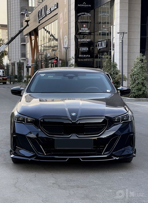 Срочно  BMW i5 35L идеал