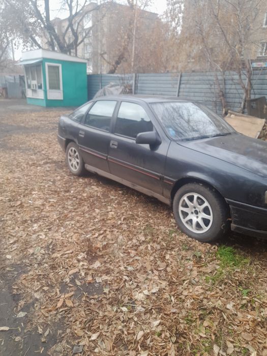 продам машину опель  vectra A 2л9