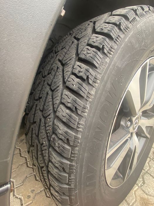 Зимни гуми за SUV 225/65/17