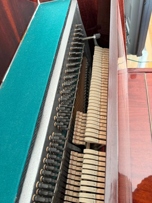 Продавам ноктюрно пиано Тверца