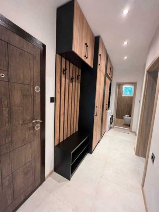 Тристаен апартамент под наем в Лозенец