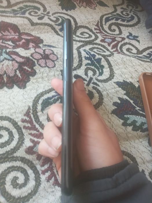 Например Redmi 10s