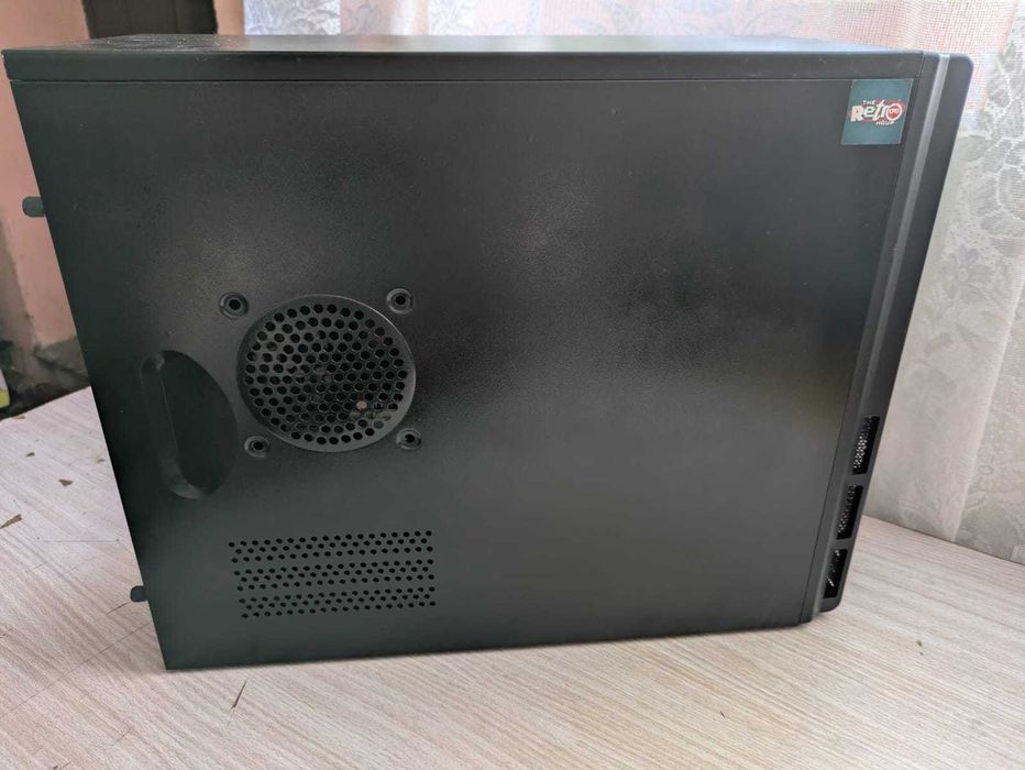 Calculator retro gaming WindowsXP Procesor Athlon64 x2, geForce 9500GT