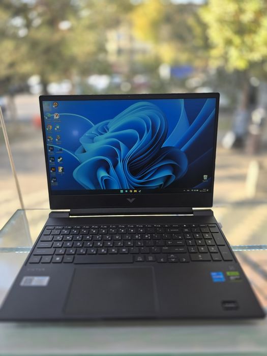 HP Victus i5-13420/RTX 3050 6 gb