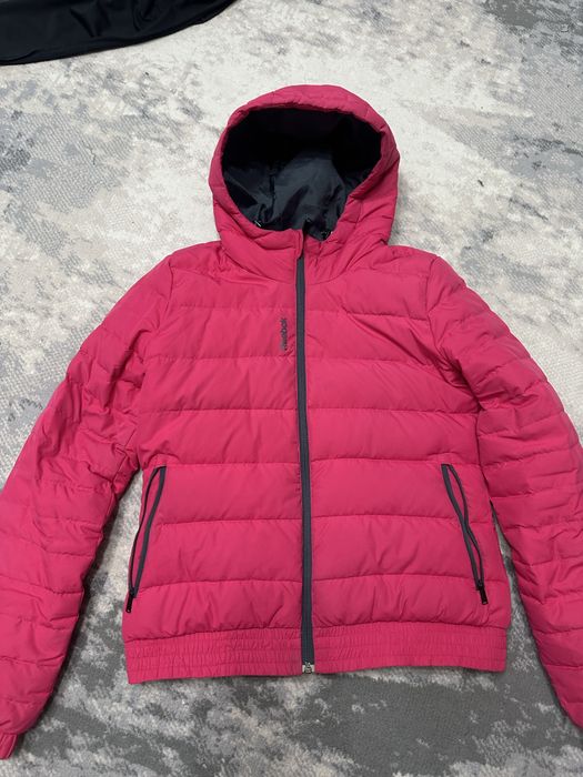 Продам куртку Reebok размер S