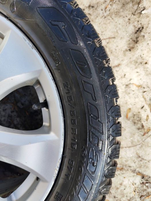 Продам диски литые с резинами