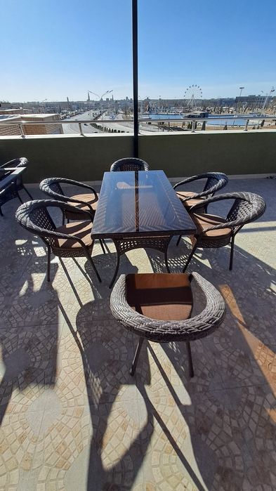 Ратан, стол стули