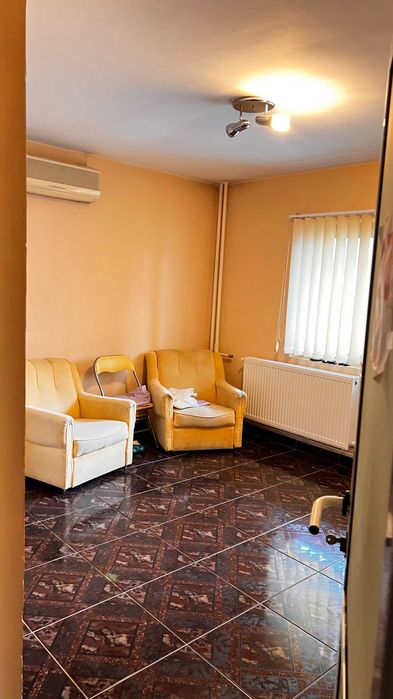 Proprietar, vand spatiu comercial ideal pentru cabinete medicale